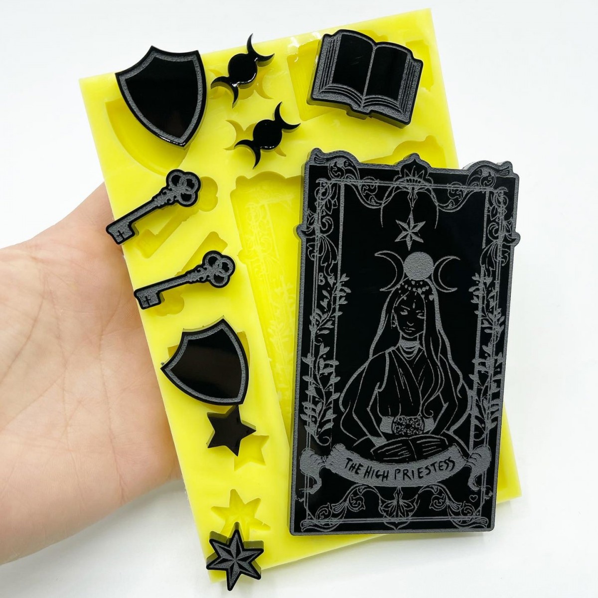 "The High Priestess" Tarot Card plus 9 shapes
