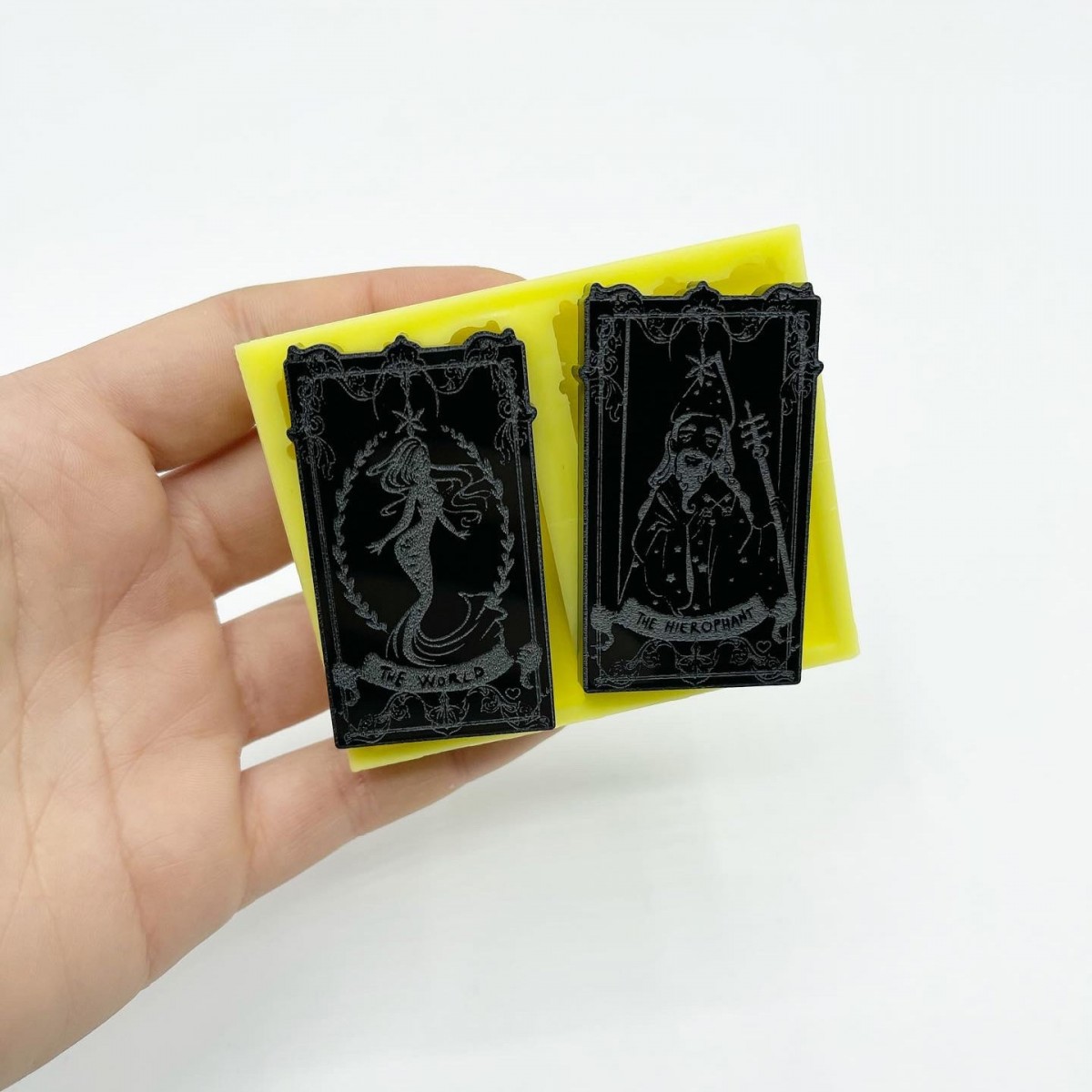 Set of "The World" and "The Hierophant" Tarot Cards Mold