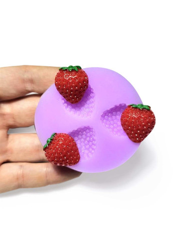 3 3D strawberries mold 2cm